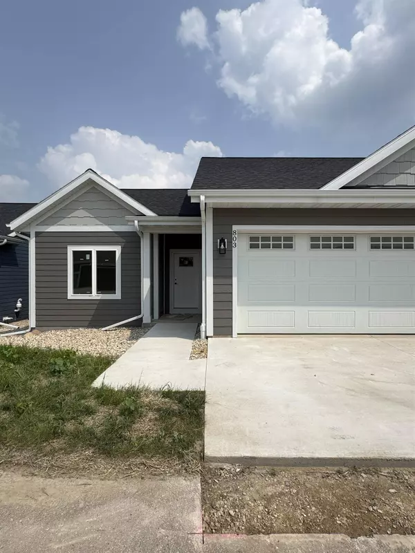 803 Vineyard Court, Cambridge, WI 53523