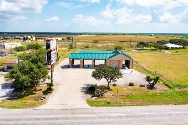 547 E Orange Grove AVE, Orange Grove, TX 78372