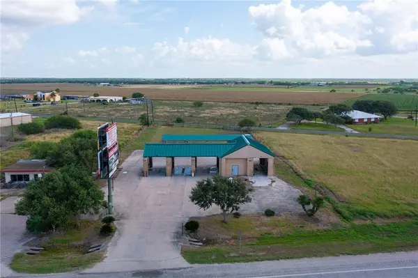 547 E Orange Grove AVE, Orange Grove, TX 78372