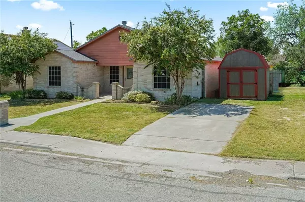 1205 Wyoming ST, Alice, TX 78332