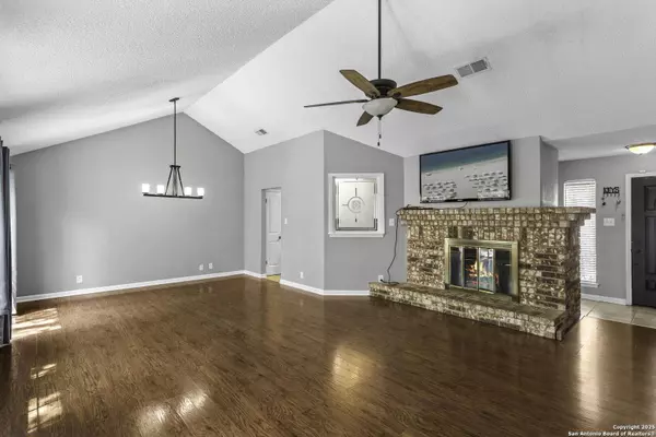 7327 Lazy, San Antonio, TX 78250