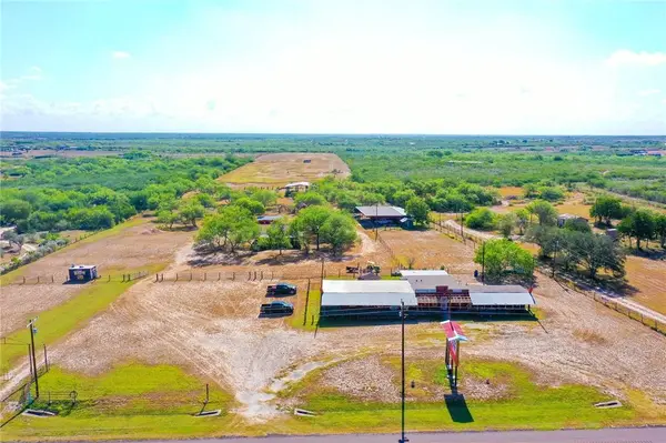 8086 N Hwy 281, Orange Grove, TX 78372