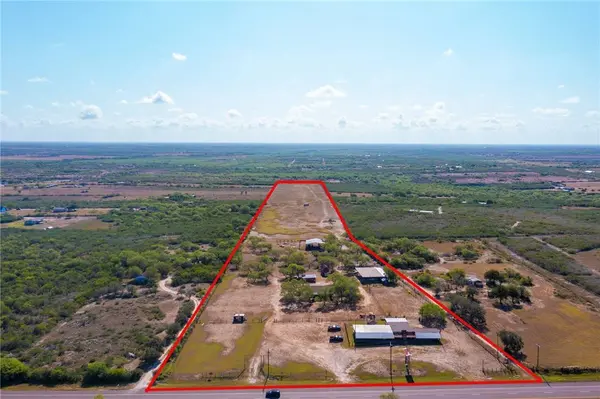 8086 N Hwy 281, Orange Grove, TX 78372