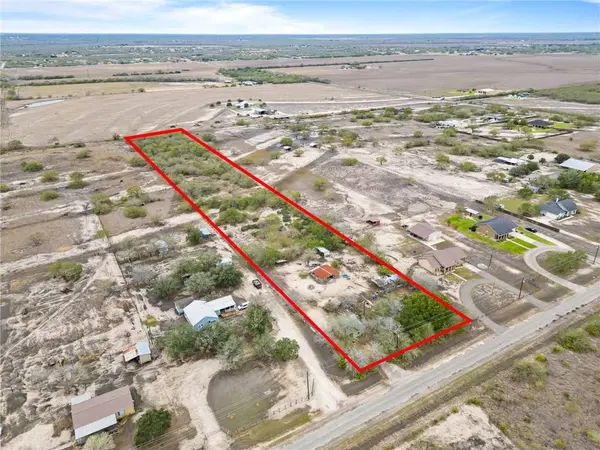 697 S County Road 305, Orange Grove, TX 78372