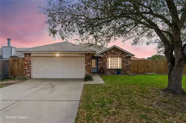 7222 Elwood CT, Corpus Christi, TX 78413