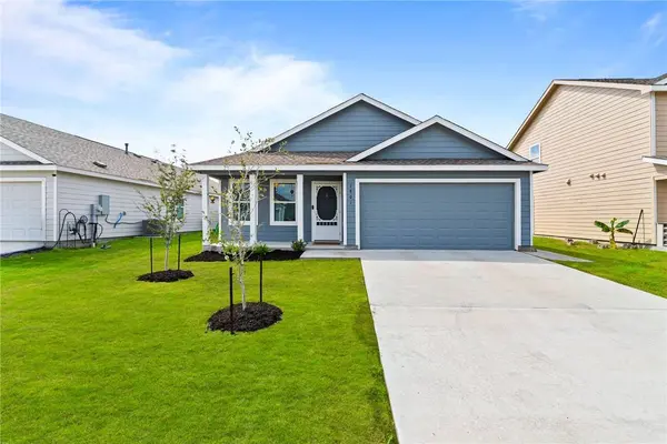 7801 Wonder Woman DR, Corpus Christi, TX 78414
