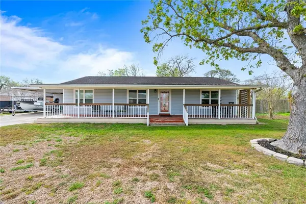 3965 Mollie LN, Robstown, TX 78380
