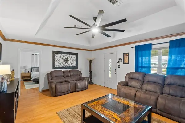 3965 Mollie LN, Robstown, TX 78380