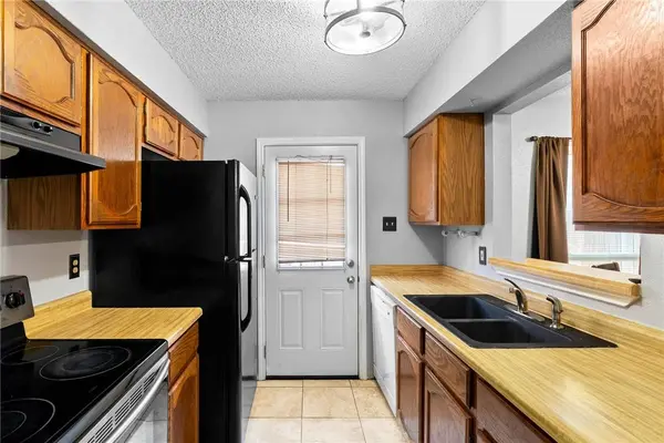 6702 Everhart #G105, Corpus Christi, TX 78413