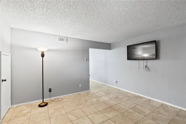 6702 Everhart #G105, Corpus Christi, TX 78413