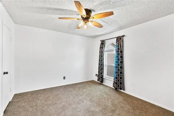6702 Everhart #G105, Corpus Christi, TX 78413