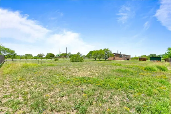 3249 County Road 308, Orange Grove, TX 78372