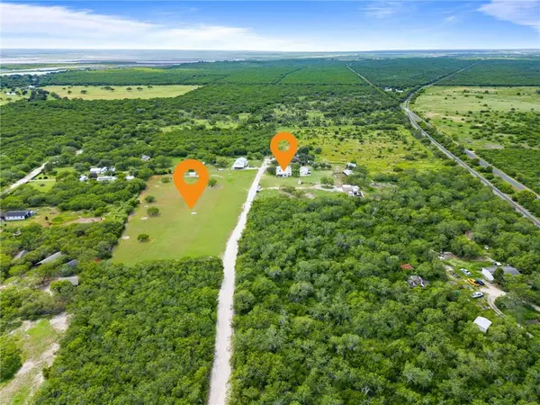 200 Baggs TRL, Mathis, TX 78368