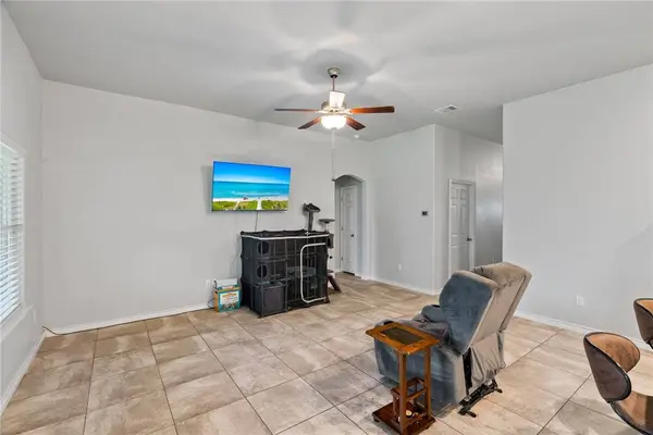 9441 English Oak DR, Corpus Christi, TX 78410
