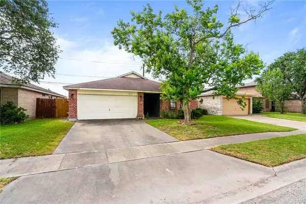 7806 Wolverine DR, Corpus Christi, TX 78414