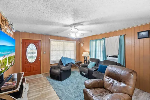 104 Dahme ST, Orange Grove, TX 78372