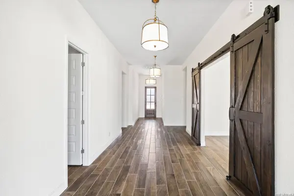 92 SIMPATICO, Boerne, TX 78006-2262