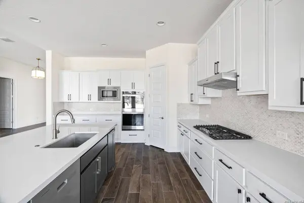 92 SIMPATICO, Boerne, TX 78006-2262