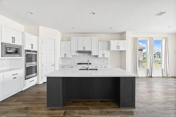 92 SIMPATICO, Boerne, TX 78006-2262