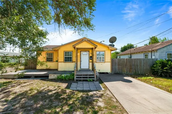 105 Escobar ST