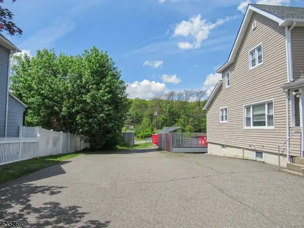 1205 Ringwood Ave, Wanaque Boro, NJ 07420