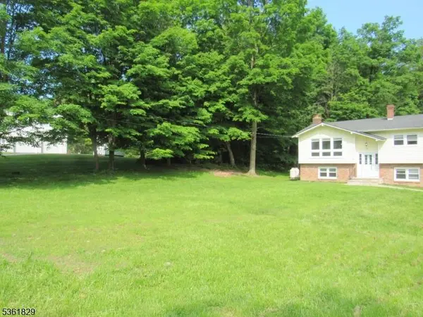 81 Sammis Rd, Vernon Twp., NJ 07461