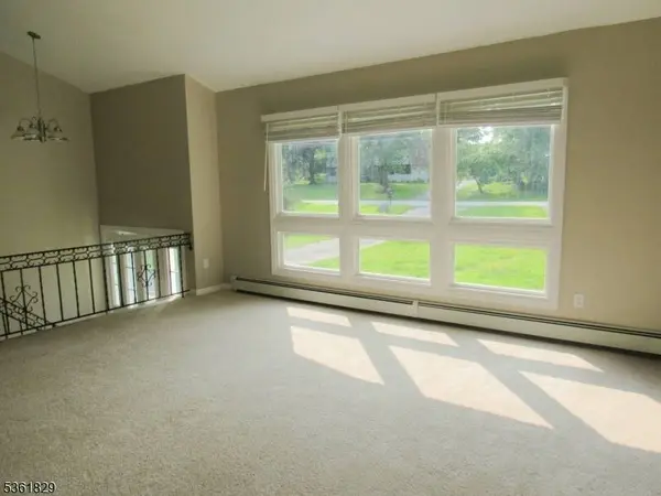 81 Sammis Rd, Vernon Twp., NJ 07461