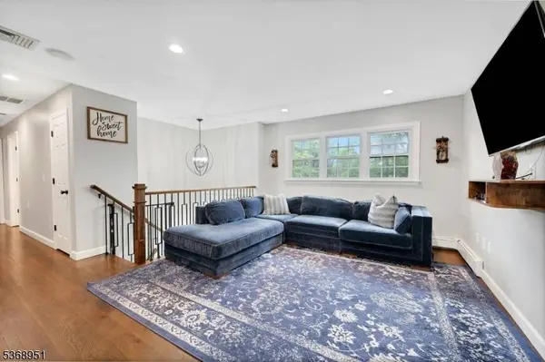 107 Mountain Circle, West Milford Twp., NJ 07480