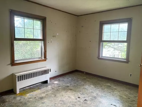 156 Rt23, Hamburg Boro, NJ 07419