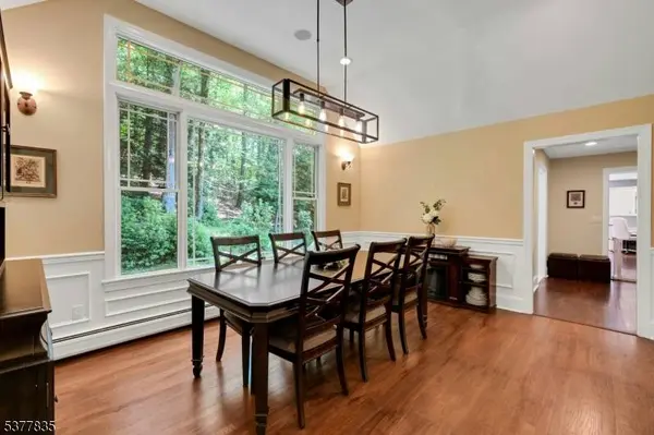 438 Pepperidge Tree Ln, Kinnelon Boro, NJ 07405