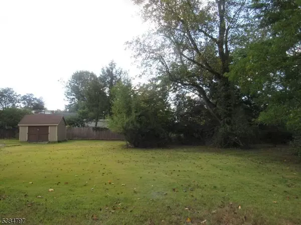 206 Overbrook Rd, Piscataway Twp., NJ 08854