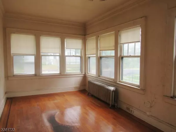 300 Windsor Rd, Englewood City, NJ 07631