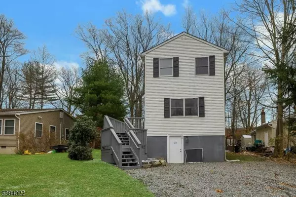 54 Race Track Dr, West Milford Twp., NJ 07421