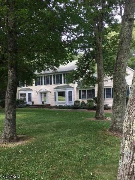 112 Timber Ln
