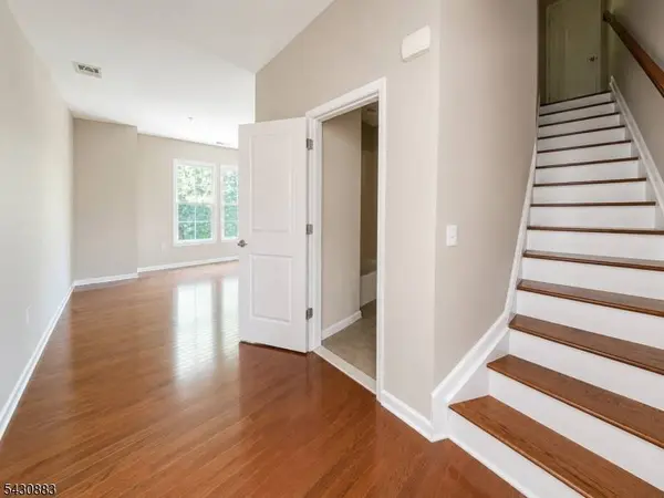 804 River Pl, Butler Boro, NJ 07405