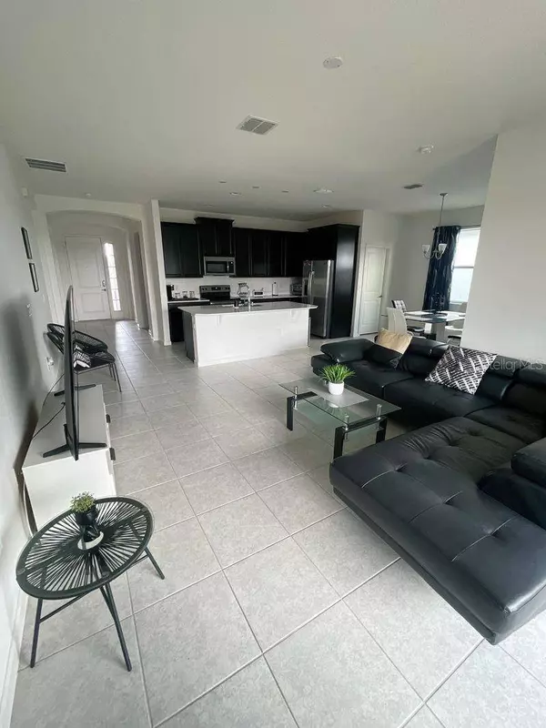 181 TRINITY RIDGE CIR, Davenport, FL 33897