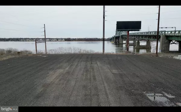 6425 NEW STATE RD, Philadelphia, PA 19135