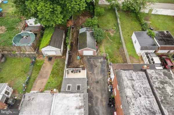 1811 CRICKET LN, Folcroft, PA 19032