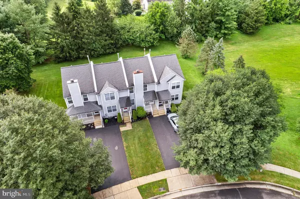 43 VIOLET LN, Newtown, PA 18940