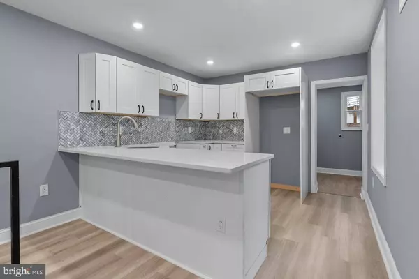 2513 W OXFORD ST, Philadelphia, PA 19121