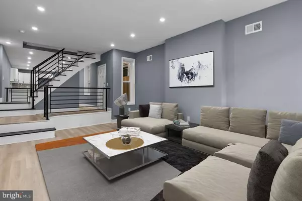 2513 W OXFORD ST, Philadelphia, PA 19121