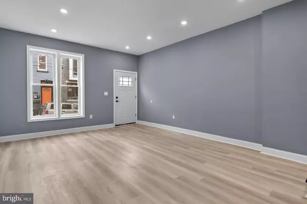 2513 W OXFORD ST, Philadelphia, PA 19121