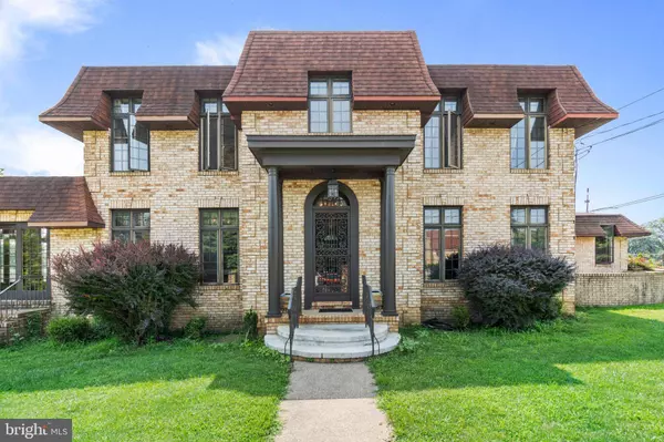 4000-2 FITLER ST, Philadelphia, PA 19114