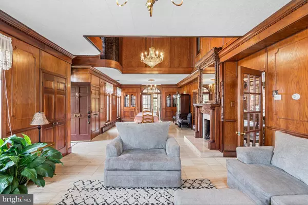 4000-2 FITLER ST, Philadelphia, PA 19114