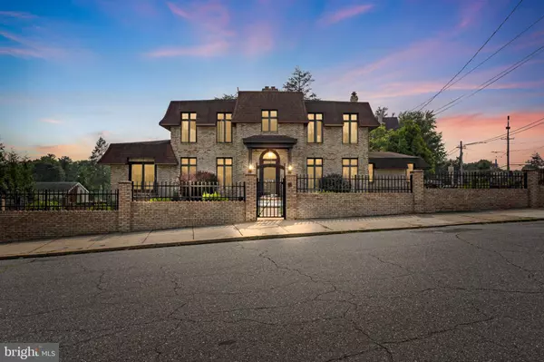 4000-2 FITLER ST, Philadelphia, PA 19114