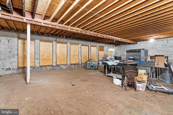 2719 COMLY RD, Philadelphia, PA 19154