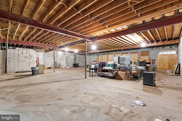 2719 COMLY RD, Philadelphia, PA 19154