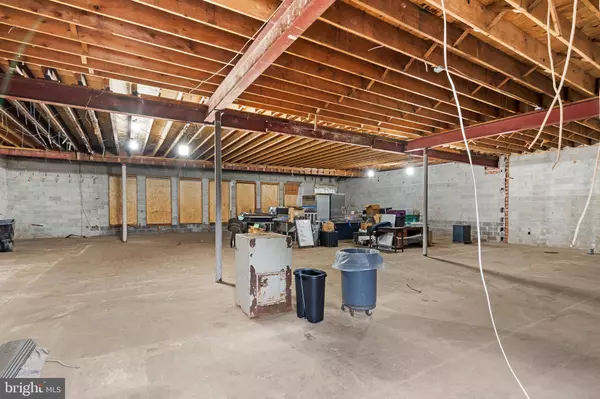 2719 COMLY RD, Philadelphia, PA 19154