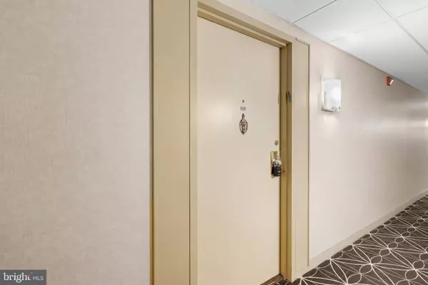 100 WEST AVE #301, Jenkintown, PA 19046