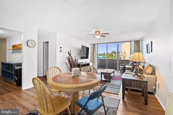 100 WEST AVE #301, Jenkintown, PA 19046